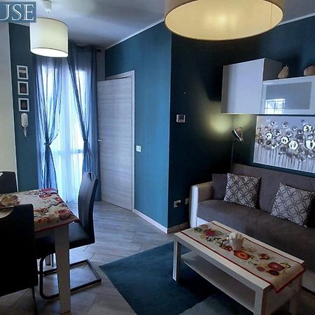 Palm House Apartman Brusimpiano Kültér fotó