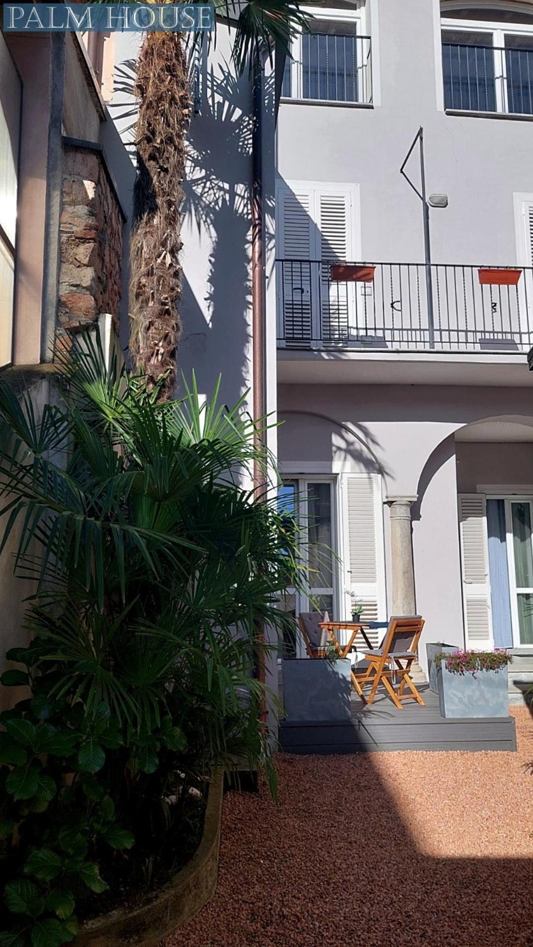 Palm House Apartman Brusimpiano Kültér fotó